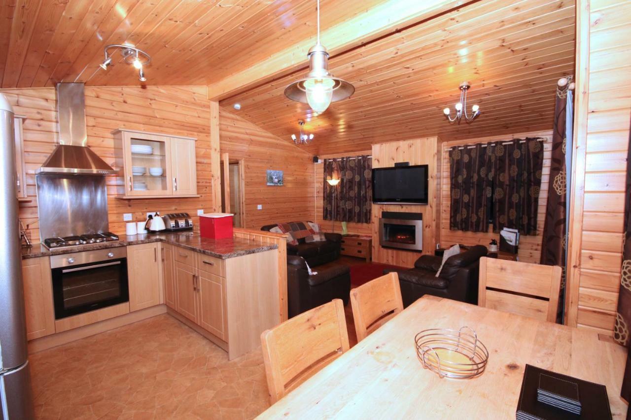 Balquhidder Braes Holiday Park Lodges, Mostly With Hot Tubs And Pet Friendly, Ev Facilities Локернгед Екстер'єр фото