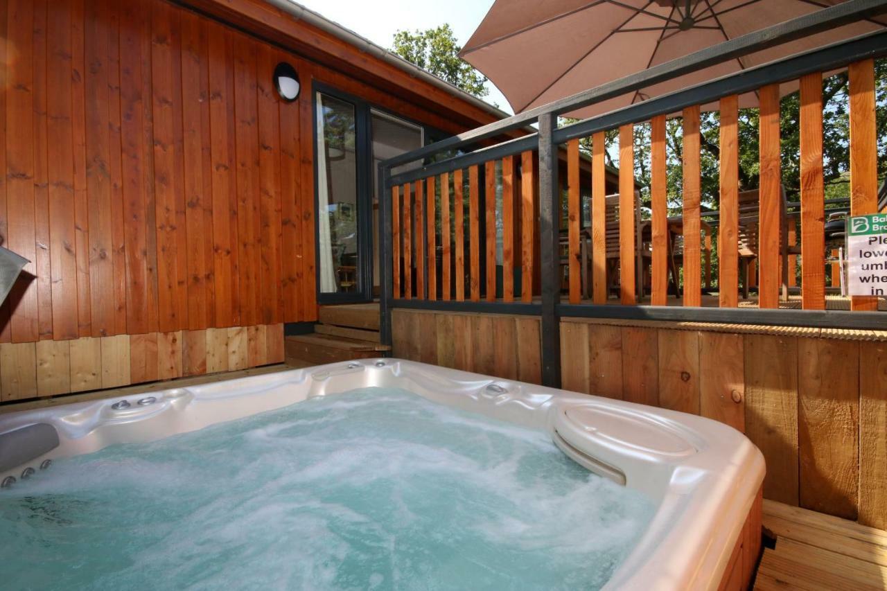 Balquhidder Braes Holiday Park Lodges, Mostly With Hot Tubs And Pet Friendly, Ev Facilities Локернгед Екстер'єр фото